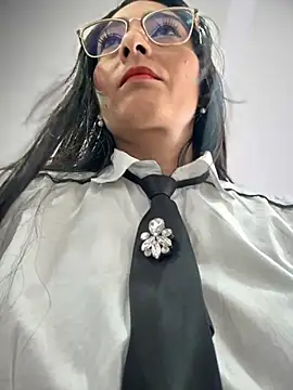 Snapshot of BELLA--26 chatting on October 2025 01:46:02 PM BELLA--26 online show from October 2025 01:46:02 PM