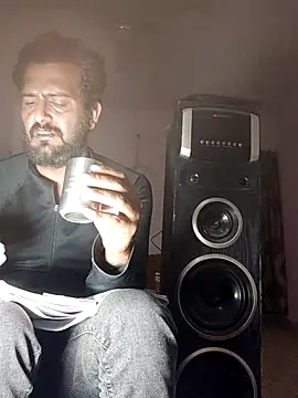 MAGNETICDADDY8 online show from December 2025 12:43:01 PM