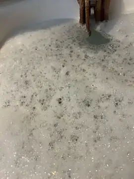 Snapshot of Ucsamiam chatting on February 2026 10:49:02 PM Ucsamiam online show from February 2026 10:49:02 PM