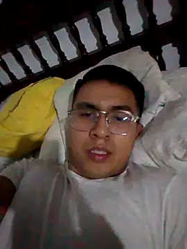 RODRI POLLADURA online show from December 2025 05:01:02 AM