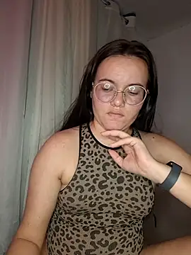 camillebr online show from May 2026 12:49:02 AM