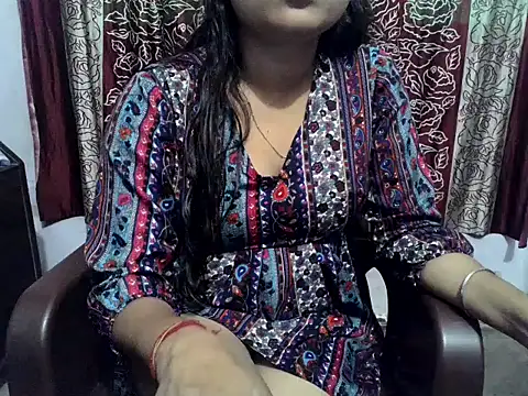 Snapshot of SIYA_MAVI chatting on May 2026 01:47:01 AM SIYA MAVI online show from May 2026 01:47:01 AM