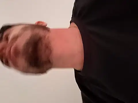 Snapshot of Stefan3392 chatting on November 2025 08:24:01 AM Stefan3392 online show from November 2025 08:24:01 AM