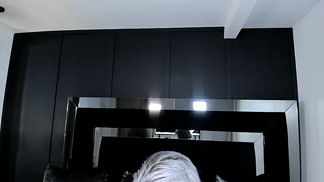 Snapshot of jinxv_nuss chatting on November 2025 11:25:02 AM jinxv nuss online show from November 2025 11:25:02 AM