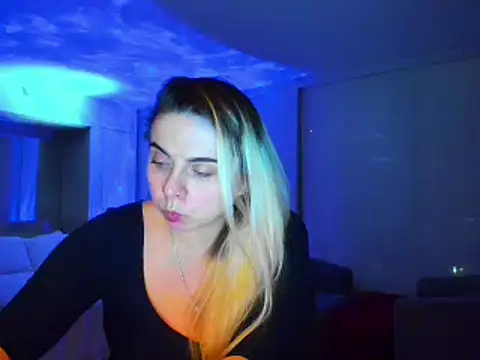 HappyIva online show from February 2025 12:22:02 PM