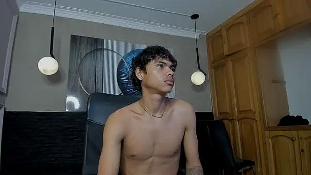 Snapshot of adam_piarse01 chatting on February 2025 09:17:02 PM adam piarse01 online show from February 2025 09:17:02 PM