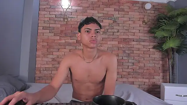 Snapshot of adam_piarse01 chatting on November 2025 07:41:02 AM adam piarse01 online show from November 2025 07:41:02 AM