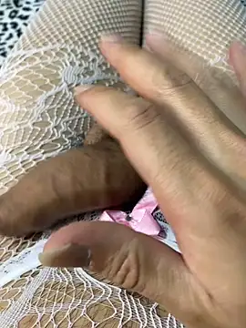 Snapshot of k4ty-X chatting on January 2025 12:31:01 AM k4ty-X online show from January 2025 12:31:01 AM