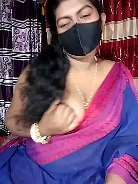 YERY HOT online show from September 2025 05:18:01 PM