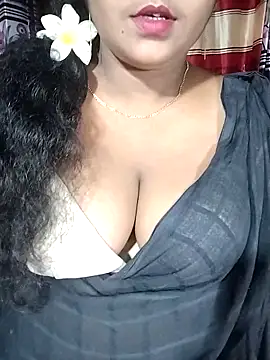 YERY HOT online show from October 2025 06:06:01 PM