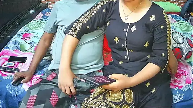 Hot Nila online show from March 2026 03:32:02 AM