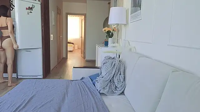 KristineEsme online show from February 2026 05:34:02 AM