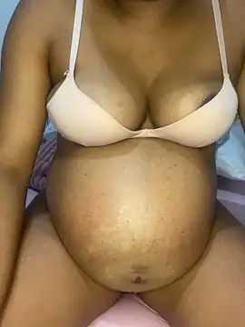 Mariaapimentinha online show from December 2025 01:23:02 AM