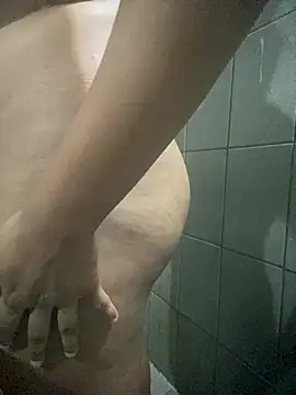 Mariaapimentinha online show from June 2026 12:24:02 AM
