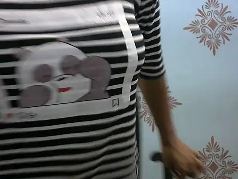 Snapshot of Misha_Sweett chatting on January 2025 08:06:02 PM Misha Sweett online show from January 2025 08:06:02 PM