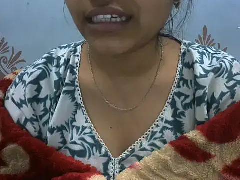 Snapshot of Misha_Sweett chatting on December 2025 09:58:02 AM Misha Sweett online show from December 2025 09:58:02 AM