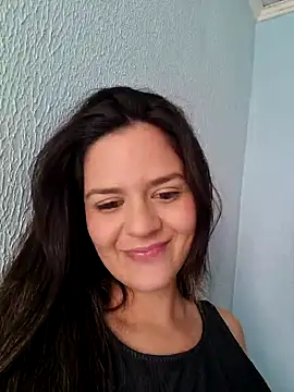 casalbrasileiroooo online show from January 2025 04:06:01 PM