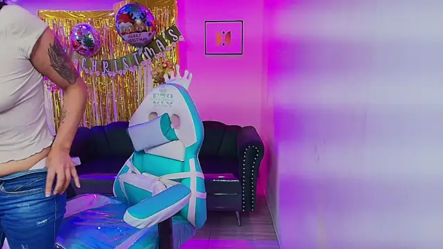 Snapshot of Arianna_sweeet chatting on December 2025 03:12:02 AM Arianna sweeet online show from December 2025 03:12:02 AM