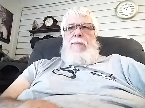 Snapshot of Futura_intx chatting on November 2025 04:05:01 PM Futura intx online show from November 2025 04:05:01 PM