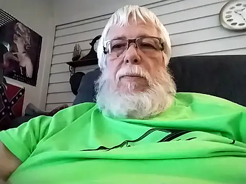 Snapshot of Futura_intx chatting on November 2025 04:29:02 PM Futura intx online show from November 2025 04:29:02 PM