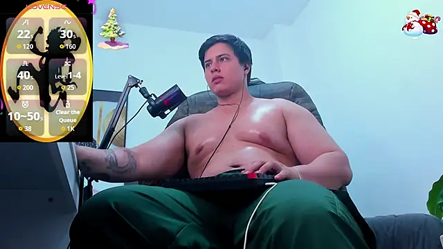 Snapshot of Thom_Ohtani chatting on November 2025 04:23:02 AM Thom Ohtani online show from November 2025 04:23:02 AM