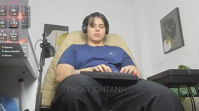 Snapshot of Thom_Ohtani chatting on July 2026 04:28:02 AM Thom Ohtani online show from July 2026 04:28:02 AM