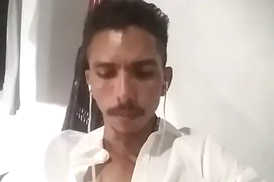 MagrinhoSaradoo online show from February 2025 08:29:02 AM