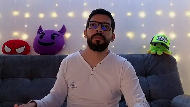 Snapshot of ErickBrant chatting on March 2025 08:49:01 PM ErickBrant online show from March 2025 08:49:01 PM