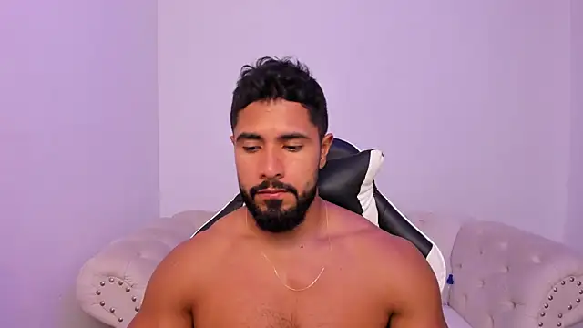 Santiago huntt online show from March 2026 08:49:03 PM