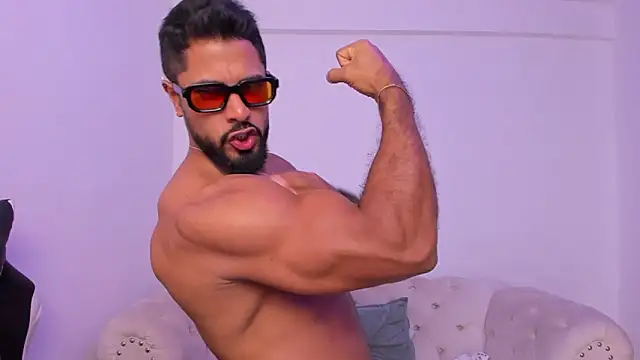 Santiago huntt online show from March 2026 09:21:01 PM