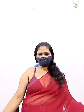 Snapshot of Lucky-Deepthi chatting on February 2025 05:28:01 PM Lucky-Deepthi online show from February 2025 05:28:01 PM