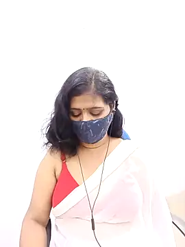 Snapshot of Lucky-Deepthi chatting on March 2025 07:05:02 PM Lucky-Deepthi online show from March 2025 07:05:02 PM