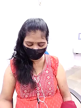 Snapshot of Lucky-Deepthi chatting on March 2025 04:00:02 PM Lucky-Deepthi online show from March 2025 04:00:02 PM