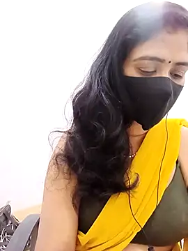 Lucky-Deepthi online show from December 2025 05:42:02 PM