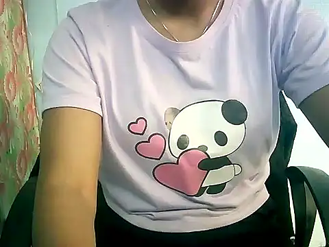 Snapshot of Barbie_183 chatting on February 2026 05:44:02 AM Barbie 183 online show from February 2026 05:44:02 AM