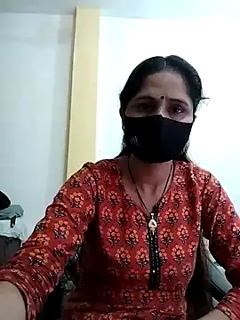 Snapshot of priyancyfun chatting on February 2025 05:10:01 AM priyancyfun online show from February 2025 05:10:01 AM