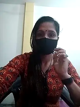 Snapshot of priyancyfun chatting on February 2025 06:22:02 AM priyancyfun online show from February 2025 06:22:02 AM