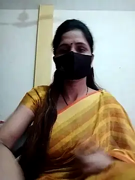 Snapshot of priyancyfun chatting on February 2025 06:41:01 AM priyancyfun online show from February 2025 06:41:01 AM