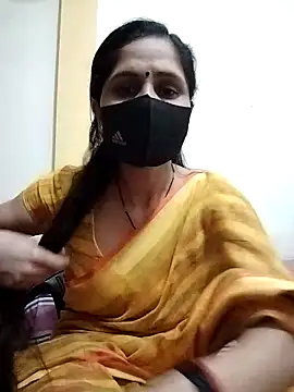 Snapshot of priyancyfun chatting on February 2025 06:23:01 AM priyancyfun online show from February 2025 06:23:01 AM