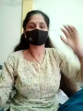 Snapshot of priyancyfun chatting on February 2025 05:58:01 AM priyancyfun online show from February 2025 05:58:01 AM