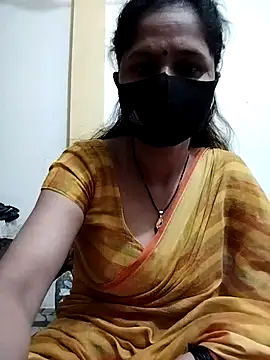 Snapshot of priyancyfun chatting on February 2025 12:05:02 AM priyancyfun online show from February 2025 12:05:02 AM