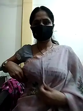 Snapshot of priyancyfun chatting on February 2025 07:12:02 AM priyancyfun online show from February 2025 07:12:02 AM