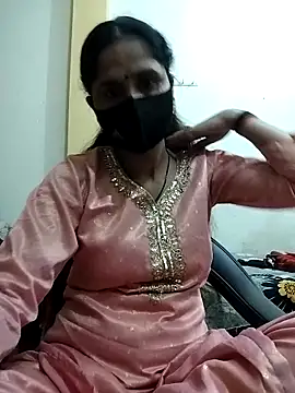 Snapshot of priyancyfun chatting on March 2025 03:35:01 PM priyancyfun online show from March 2025 03:35:01 PM