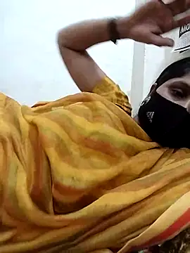 Snapshot of priyancyfun chatting on March 2025 07:05:01 PM priyancyfun online show from March 2025 07:05:01 PM