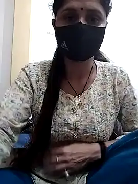 Snapshot of priyancyfun chatting on March 2025 06:26:02 AM priyancyfun online show from March 2025 06:26:02 AM