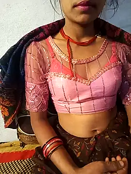 Snapshot of Amaya_Bajwa chatting on February 2025 09:38:02 PM Amaya Bajwa online show from February 2025 09:38:02 PM