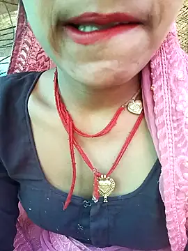 Snapshot of Amaya_Bajwa chatting on February 2025 06:33:01 AM Amaya Bajwa online show from February 2025 06:33:01 AM