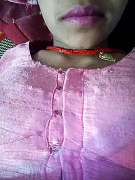 Snapshot of Amaya_Bajwa chatting on February 2025 03:59:01 PM Amaya Bajwa online show from February 2025 03:59:01 PM