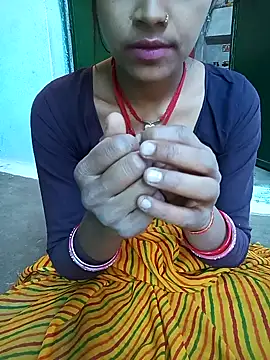 Snapshot of Amaya_Bajwa chatting on February 2025 12:26:02 PM Amaya Bajwa online show from February 2025 12:26:02 PM