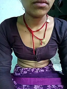 Snapshot of Amaya_Bajwa chatting on March 2025 12:11:02 PM Amaya Bajwa online show from March 2025 12:11:02 PM